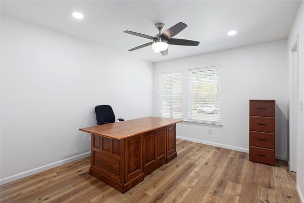 Home Office, Interior, Recessed Lighting, Wood Texture Flooring