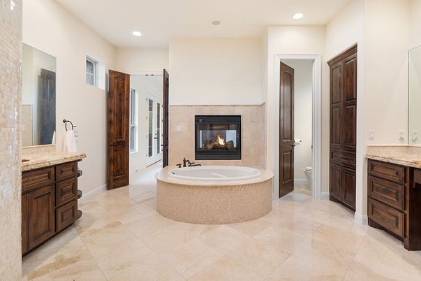 Bathroom, Fireplace, Interior, Recessed Lighting