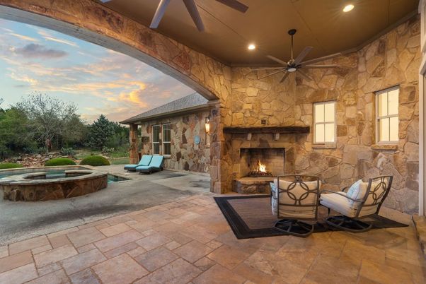 Exterior, Fireplace, Pool