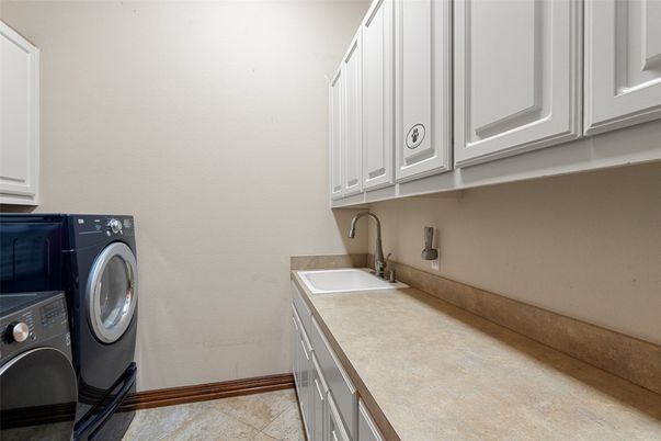 Interior, Washer