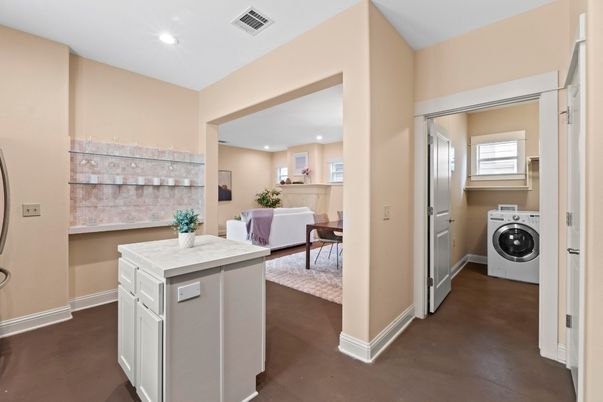Dining room, Interior, Recessed Lighting, Utility Closets, Washer