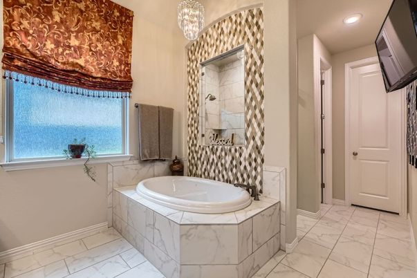Bathroom, Interior, Marble, Marble Walls, Pendant Lights, Recessed Lighting