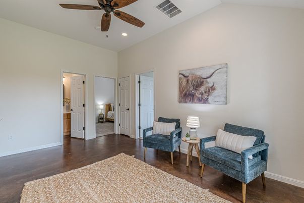 Interior, Recessed Lighting, Wood Texture Flooring
