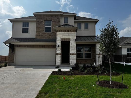 Attached, Exterior, Facade, Brick Traditional