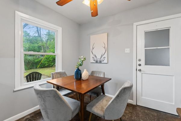 Dining room, Interior