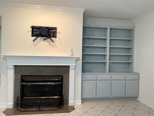 Fireplace, Interior