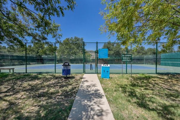 Exterior, Tennis Courts