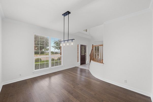 Empty room, Interior, Pendant Lights, Wood Texture Flooring