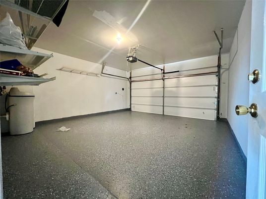 Garage, Interior