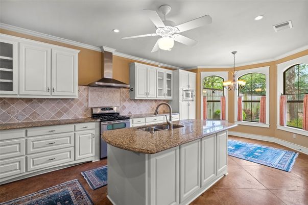 Chandelier, Interior, Kitchen, Pendant Lights, Recessed Lighting, Stainless Steel Appliances