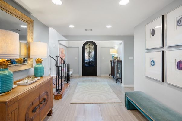 Interior, Recessed Lighting
