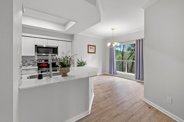 Chandelier, Interior, Kitchen, Stainless Steel Appliances, Wood Texture Flooring