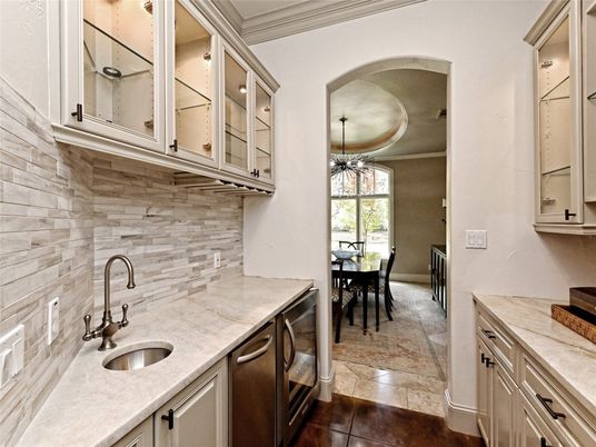 Chandelier, Dining room, Interior, Kitchen, Pendant Lights, Stone Walls