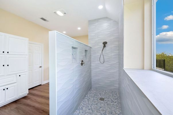 Bathroom, Interior, Recessed Lighting, Wood Texture Flooring