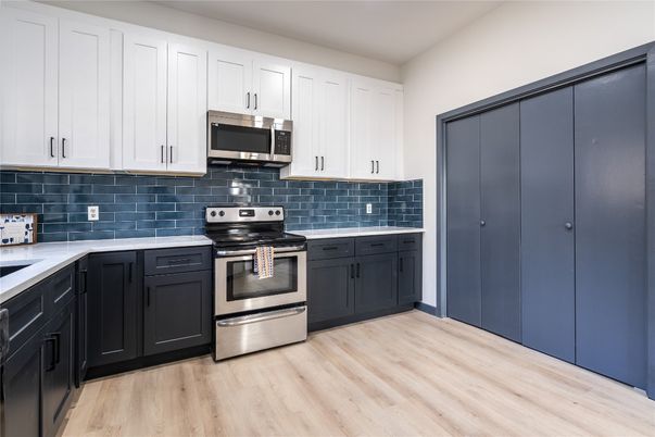 Interior, Kitchen, Stainless Steel Appliances, Wood Texture Flooring