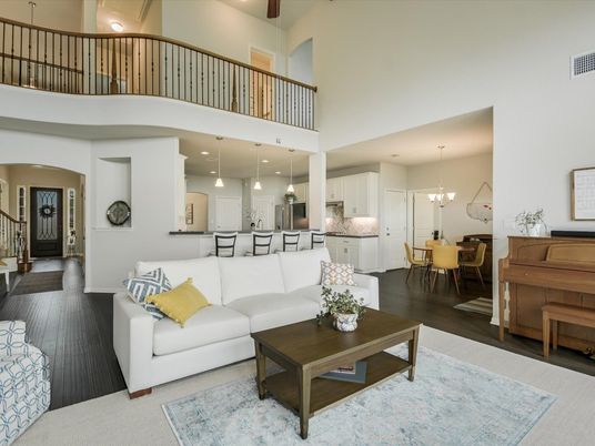 Interior, Pendant Lights, Wood Texture Flooring