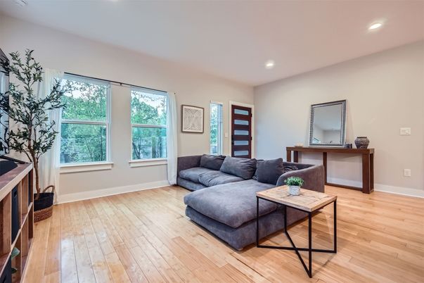 Interior, Living room, Recessed Lighting, Wood Texture Flooring
