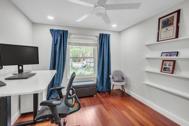 Home Office, Interior, Recessed Lighting, Wood Texture Flooring