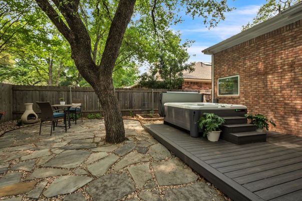 Exterior, Hot Tub