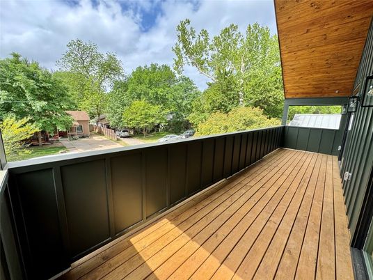 Exterior, Wood Texture Flooring
