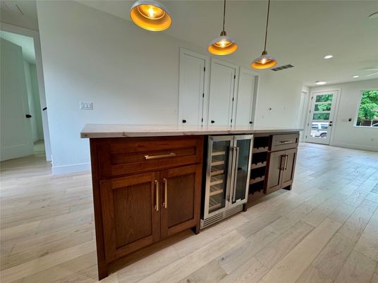 Interior, Pendant Lights, Recessed Lighting, Wood Texture Flooring