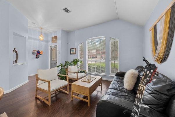 Interior, Living room, Pendant Lights, Wood Texture Flooring