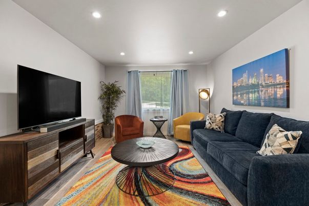Interior, Living room, Recessed Lighting, Wood Texture Flooring
