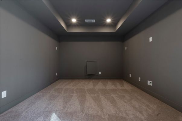Empty room, Interior, Recessed Lighting