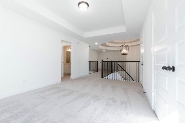 Chandelier, Empty room, Interior, Pendant Lights, Recessed Lighting