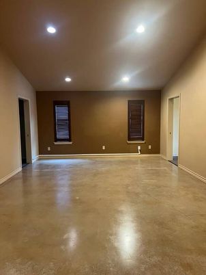 Empty room, Interior, Recessed Lighting