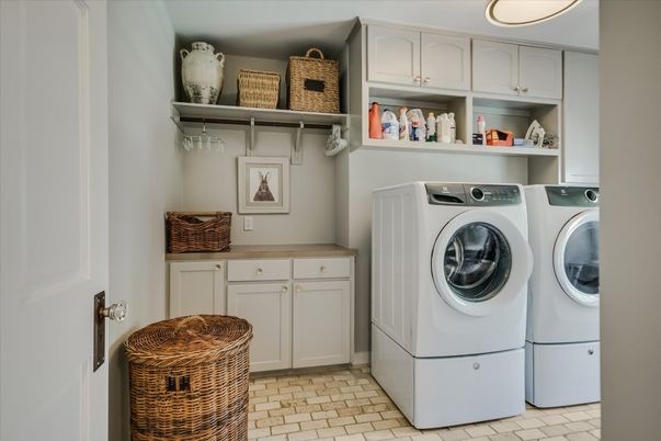 Interior, Washer