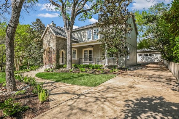 Backyard, Exterior, Facade, Georgian