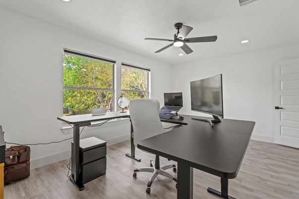 Home Office, Interior, Recessed Lighting, Wood Texture Flooring