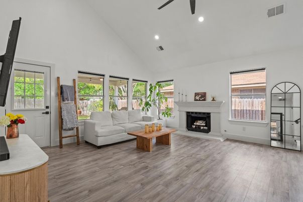 Fireplace, Interior, Living room, Recessed Lighting, Wood Texture Flooring