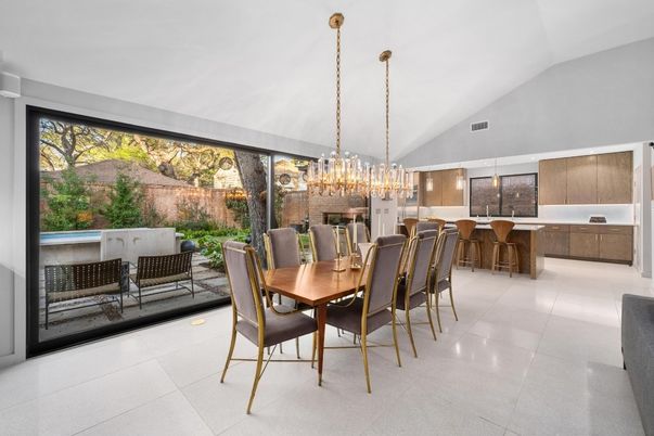 Chandelier, Dining room, Interior