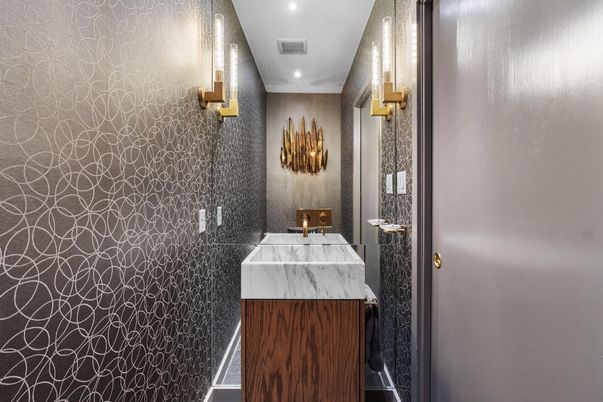 Bathroom, Interior, Recessed Lighting