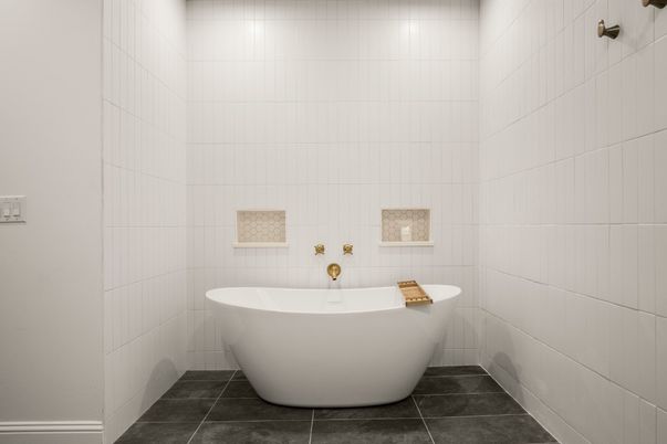 Bathroom, Free Standing Baths, Interior