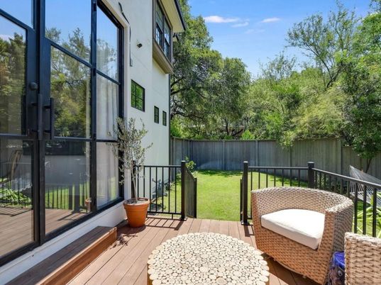 Backyard, Exterior