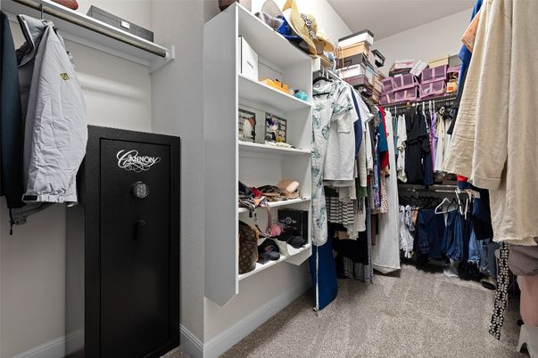 Interior, Walk-in Closets