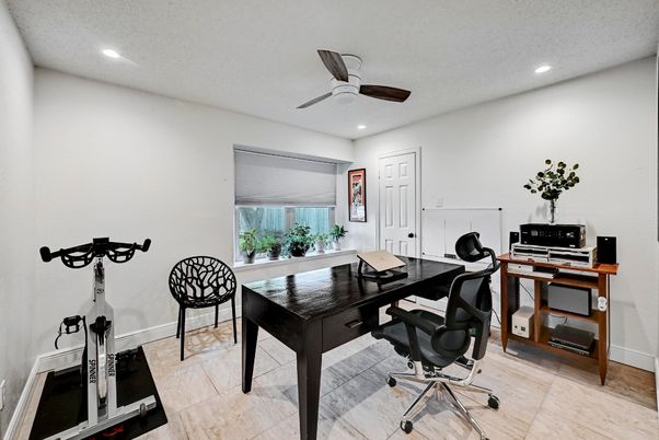 Fitness Equipment, Home Office, Interior, Recessed Lighting