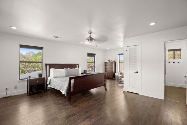 Bedroom, Interior, Recessed Lighting, Wood Texture Flooring