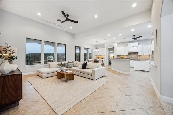 Interior, Kitchen, Living room, Pendant Lights, Recessed Lighting