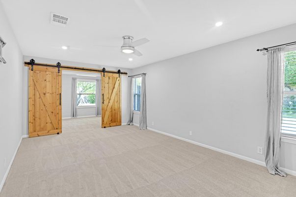 Empty room, Interior, Recessed Lighting