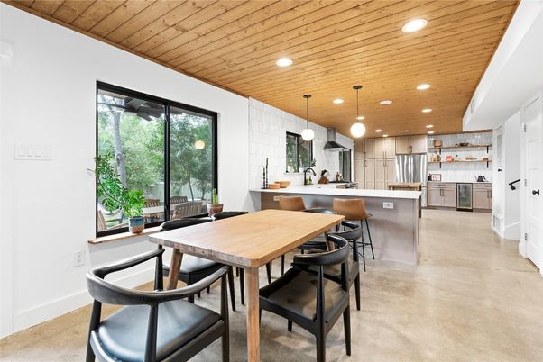 Dining room, Interior, Kitchen, Pendant Lights, Recessed Lighting, Stainless Steel Appliances, Wooden Ceilings