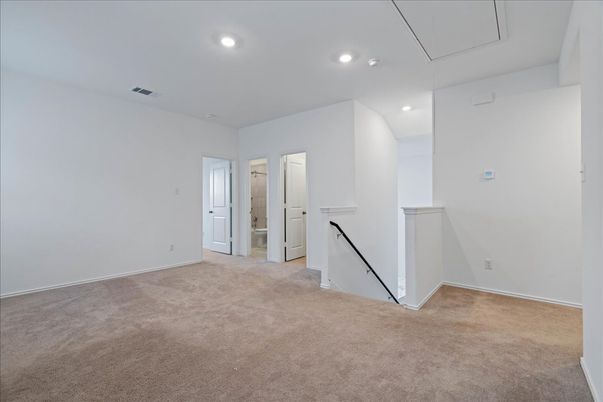 Empty room, Interior, Recessed Lighting