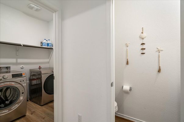 Interior, Utility Closets, Washer, Wood Texture Flooring