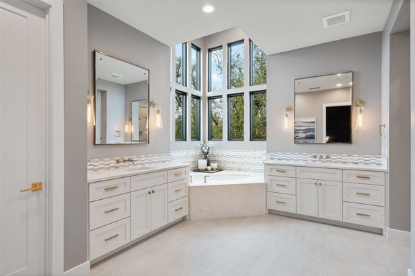 Bathroom, Dual Sink Vanities, Interior, Recessed Lighting