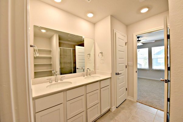 Bathroom, Dual Sink Vanities, Interior, Recessed Lighting