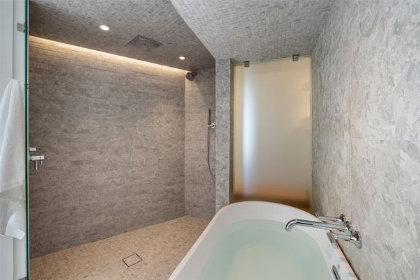 Bathroom, Interior, Recessed Lighting