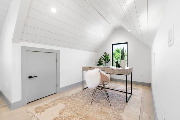 Home Office, Interior, Recessed Lighting, Wood Texture Flooring